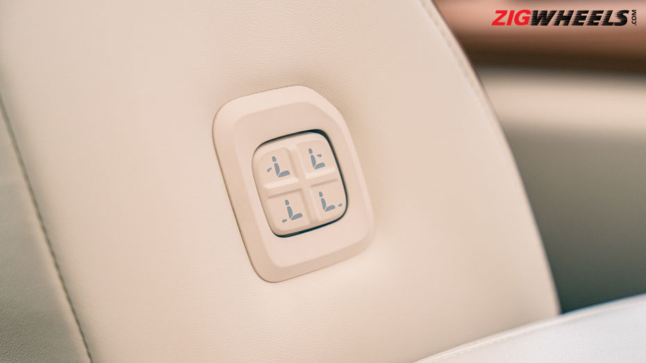 Mahindra XUV 7XO