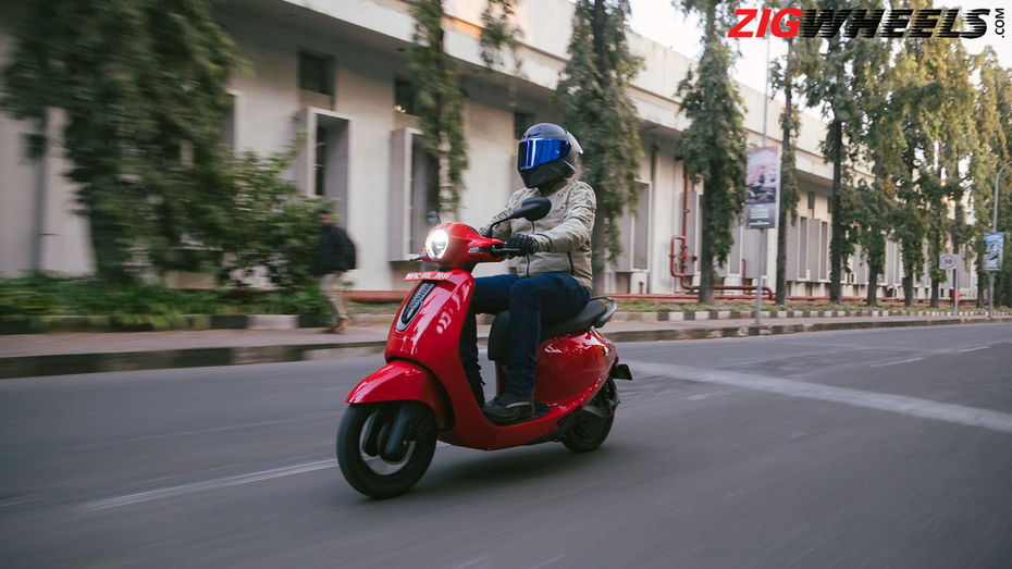 Bajaj Chetak C2501 Riding In the City