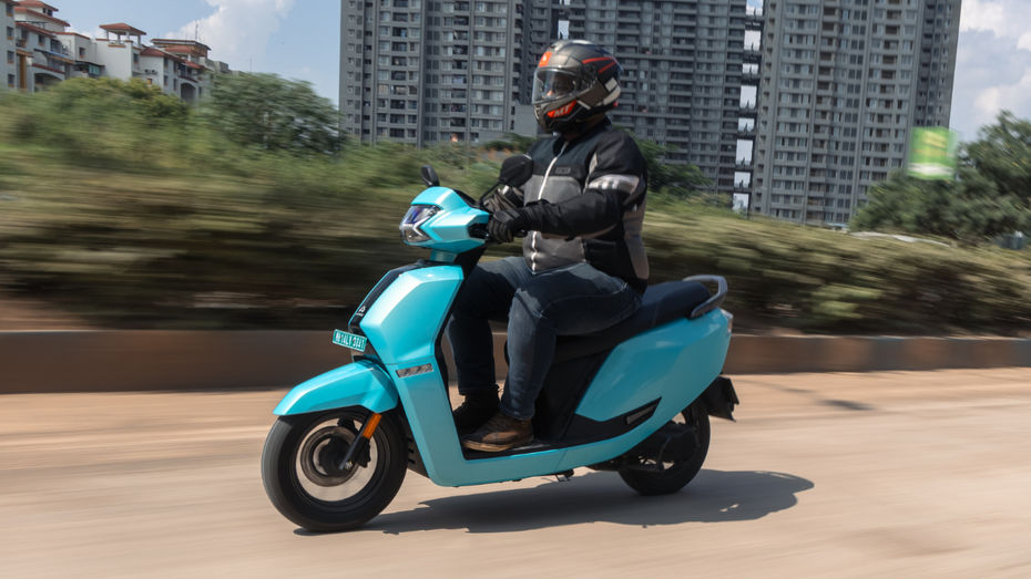 Ampere Nexus Riding Shot Ampere Nexus Riding Shot