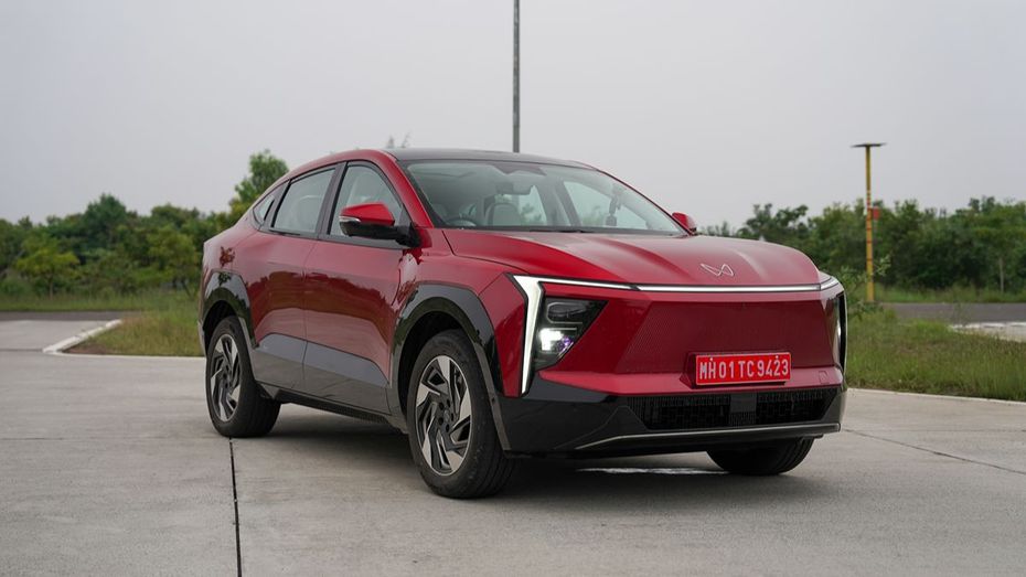 Mahindra XEV 9E Front Quarter