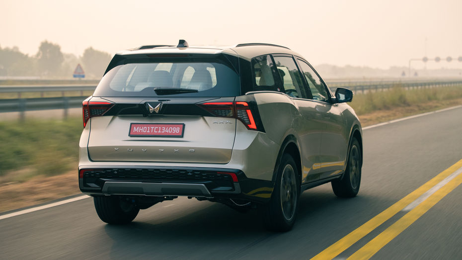 Mahindra XUV 7XO