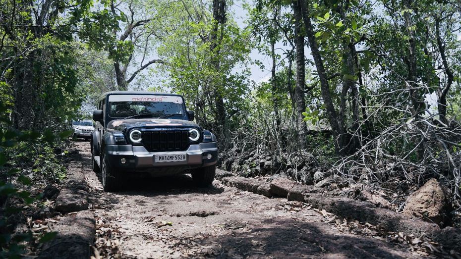 Mahindra Adventure Alphonso Escape