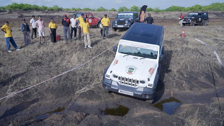 Mahindra Adventure Alphonso Escape