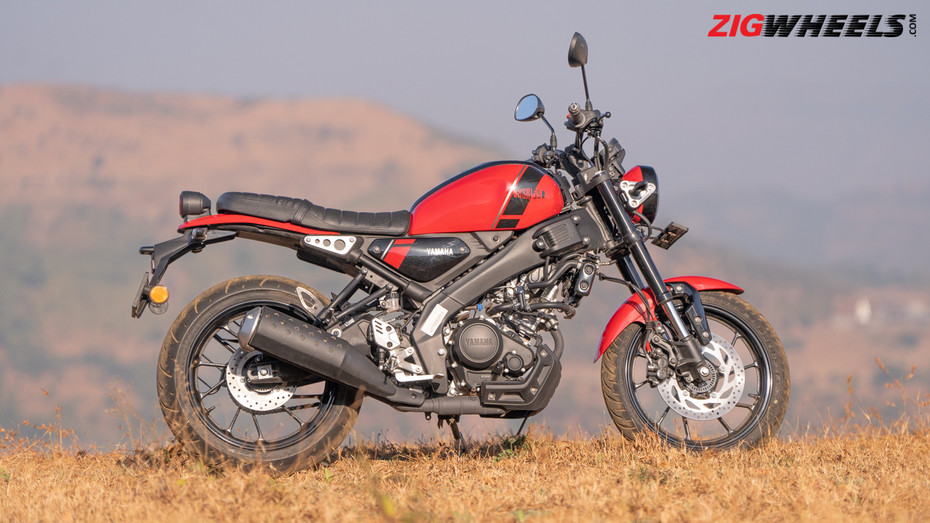 Yamaha XSR155 Side Design