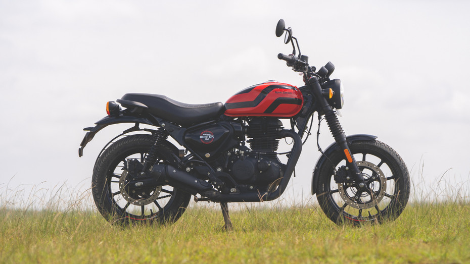 Royal Enfield Hunter 350 Side Design
