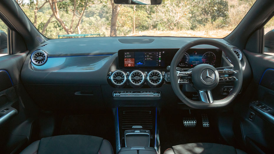 Mercedes-Benz GLA Mercedes-Benz GLA
