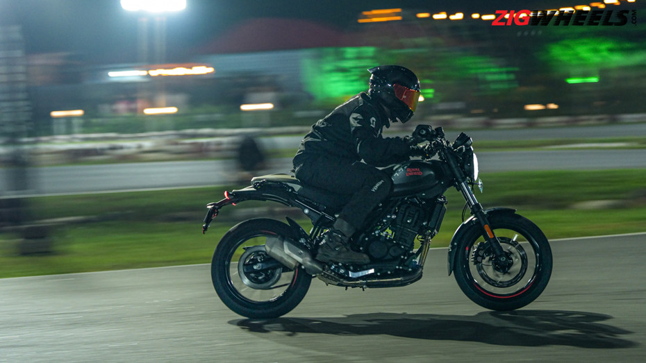 Royal Enfield Guerrilla 450 Apex Riding Posture