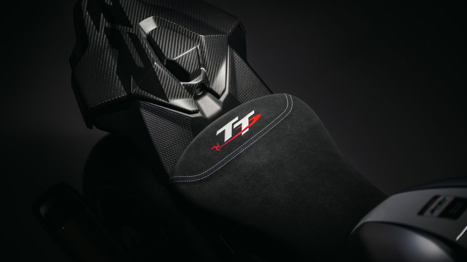 BMW M 1000 RR seat BMW M 1000 RR seat