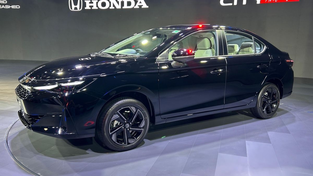 Priceless2613！ Honda City ZX Plus - On Road Price, RTO, Insurance, Features