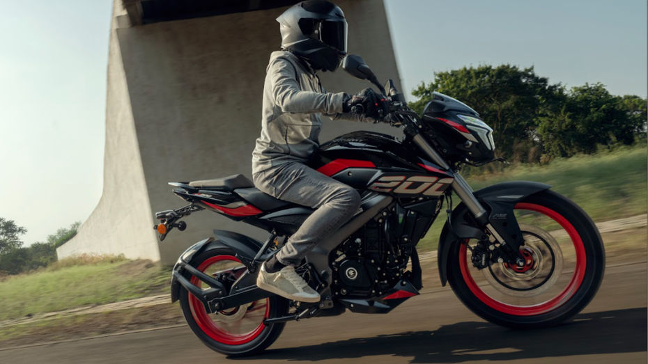 Bajaj Pulsar NS200 Launched Bajaj Pulsar NS200 Launched