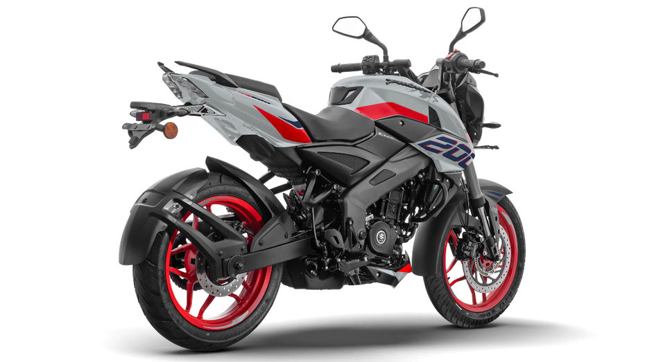 Bajaj Pulsar NS200: Top 5 Updates Bajaj Pulsar NS200: Top 5 Updates
