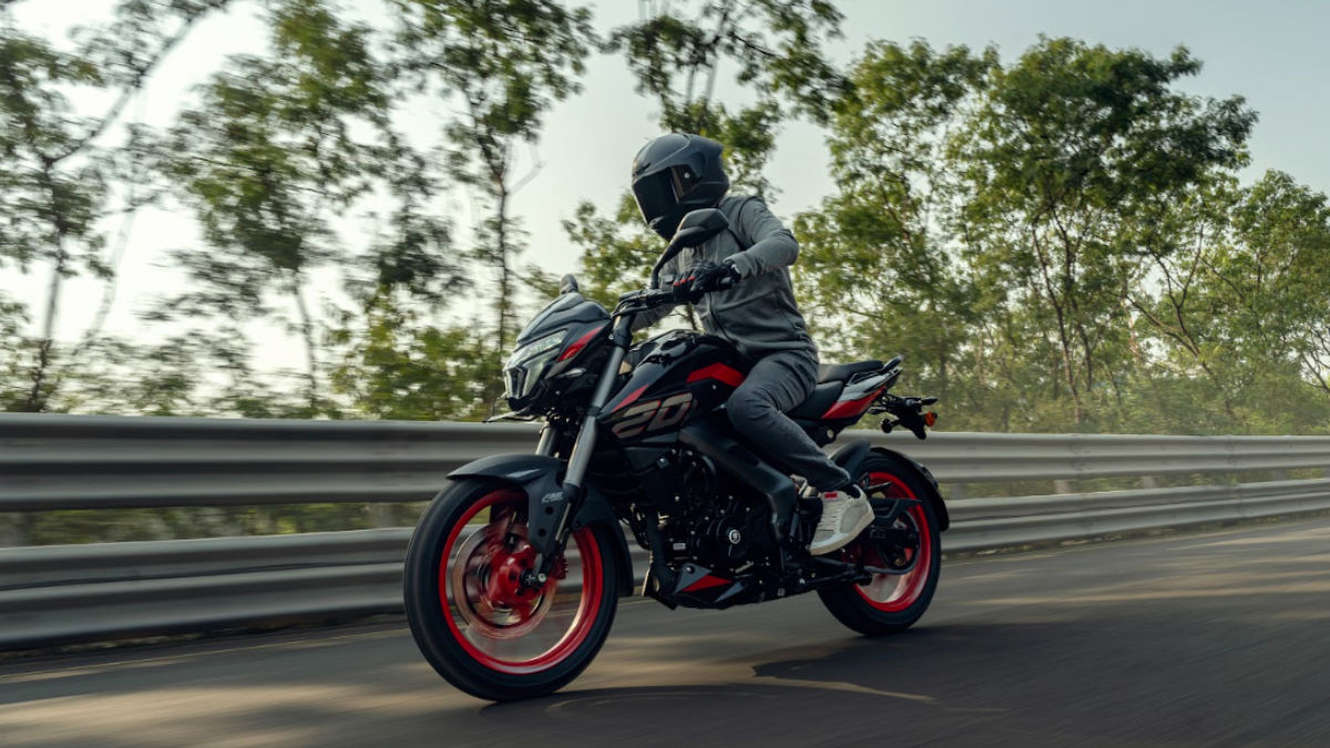 BREAKING: Bajaj Pulsar NS200 Gets Ride Modes and 5-inch TFT Display