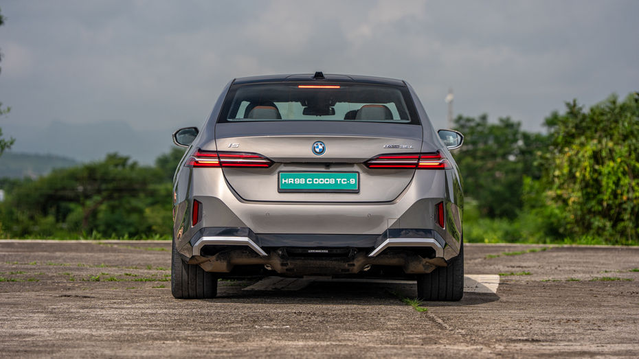 2026 BMW i5 LWB Short Review 2026 BMW i5 LWB Short Review