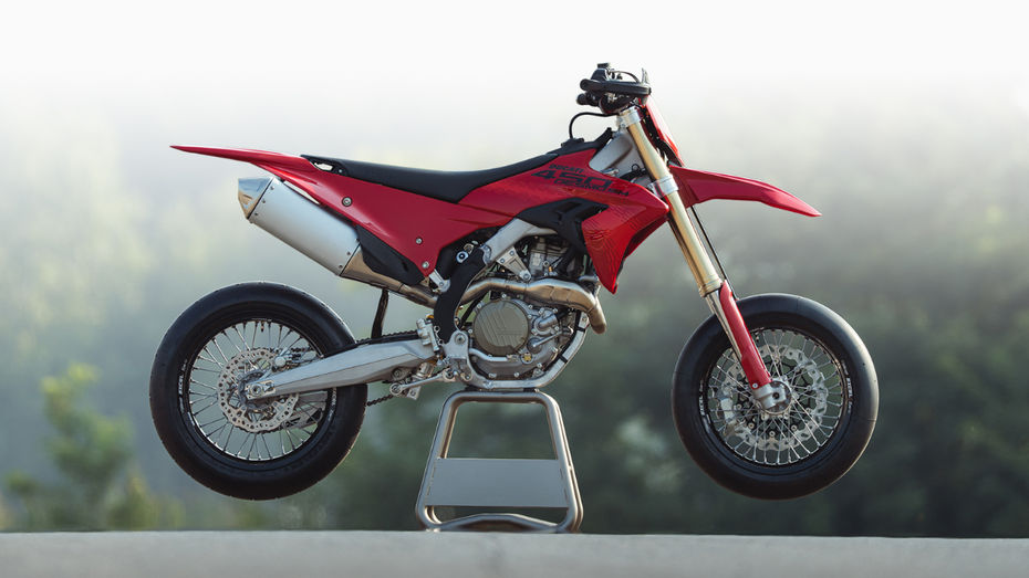 Ducati Desmo450 SM Side Profile Ducati Desmo450 SM Side Profile