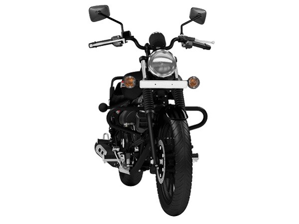 Bajaj Avenger 220 Street Front View