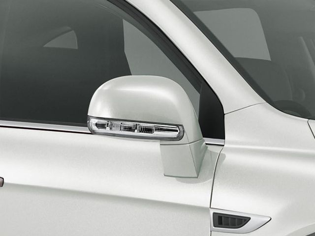 Captiva-Drivers-Side-Mirror-Front-Angle