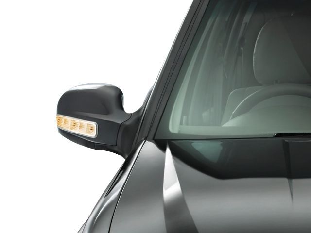 One-SUV-Drivers-Side-Mirror-Front-Angle
