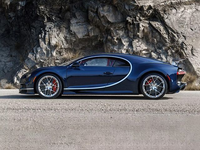 Bugatti-Chiron-Side-View