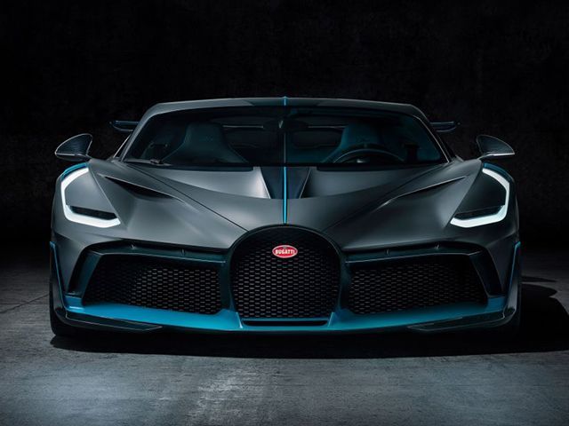 Bugatti-Divo-Full-Front-View