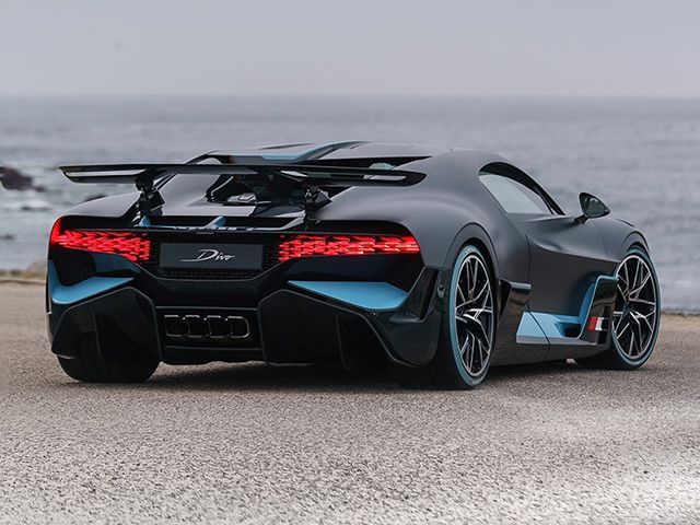 Bugatti-Divo-Rear-Angle-View