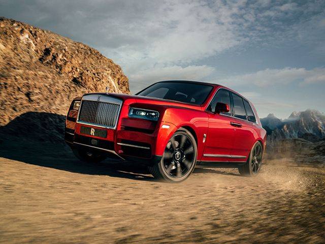 Rolls-Royce-Cullinan-Front-Side-View