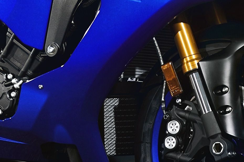 Cooling System of YZF R1