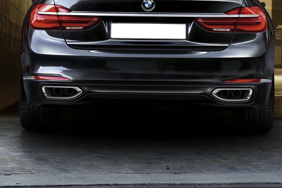 Exhaust tip Image of 7 Series