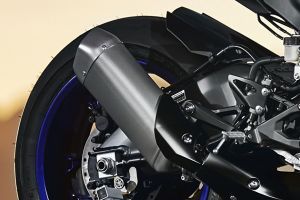 Exhaust View of YZF R1