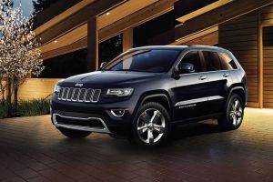Front 1/4 left Image of Grand Cherokee