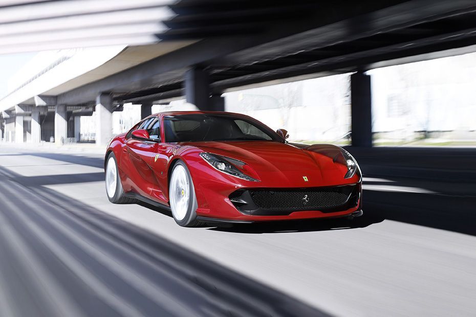 Front 1/4 left Image of 812 Superfast