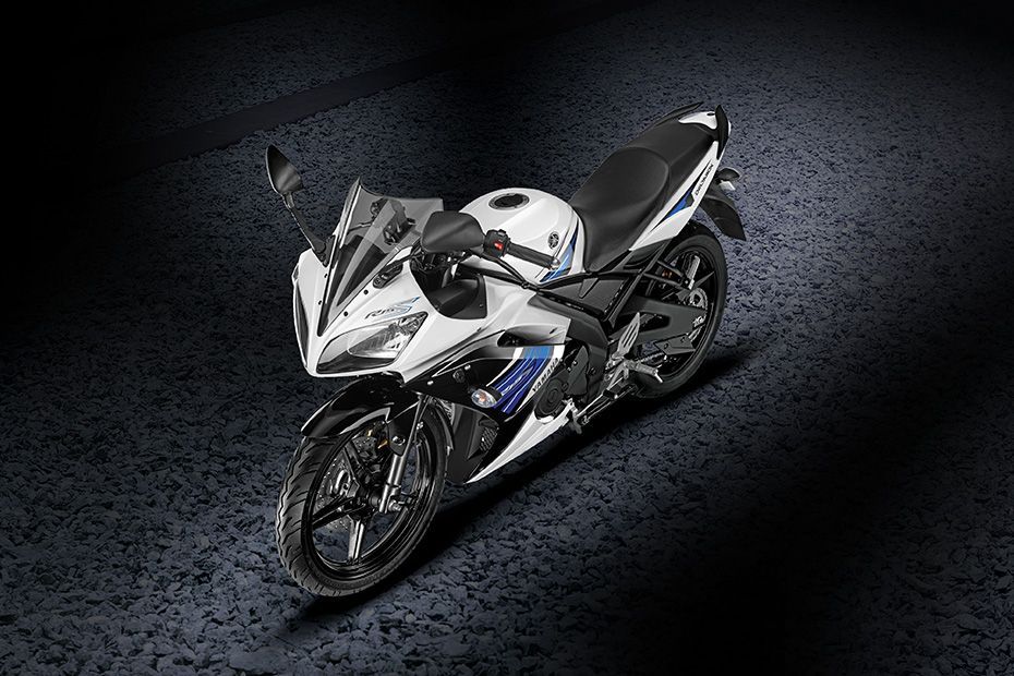 Front Left View of YZF R15S
