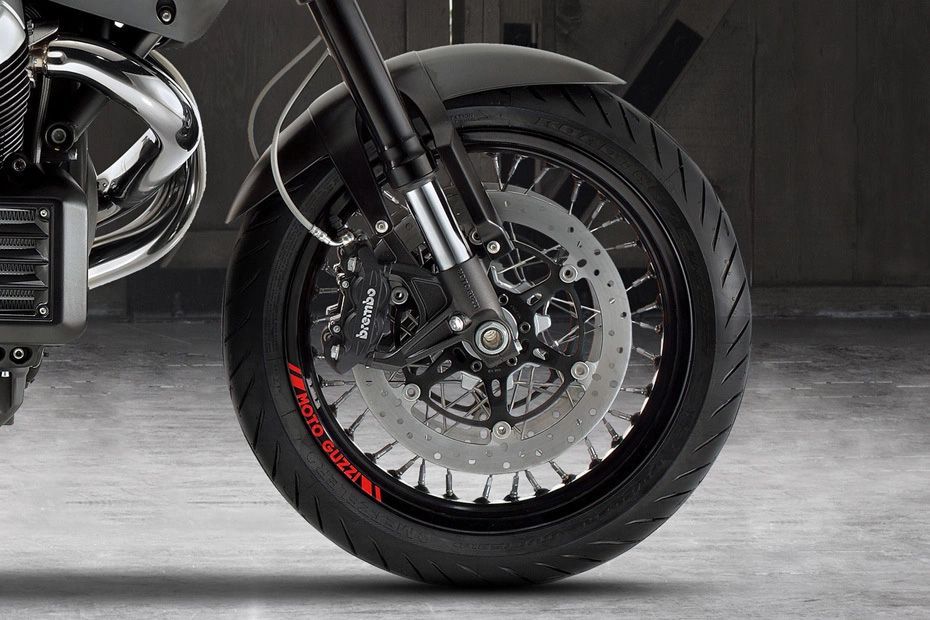 Front Tyre View of Griso 1200 8V