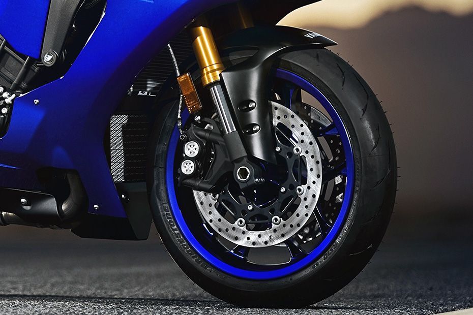 Front Tyre View of YZF R1