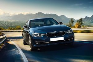 Top view Image of 3 Series