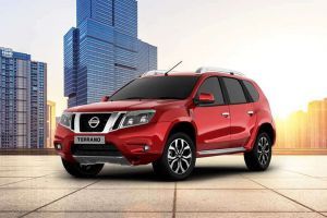 Front 1/4 left Image of Terrano