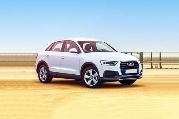 Front 1/4 left Image of Q3