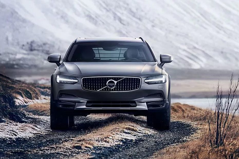 Front Image of V90 Cross Country