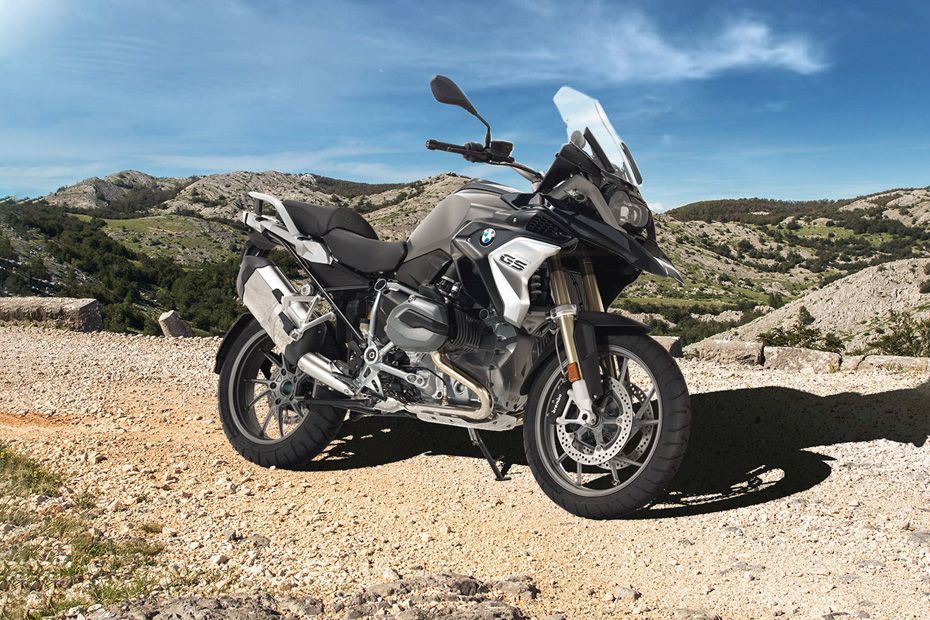 Front Right View of R 1200 GS