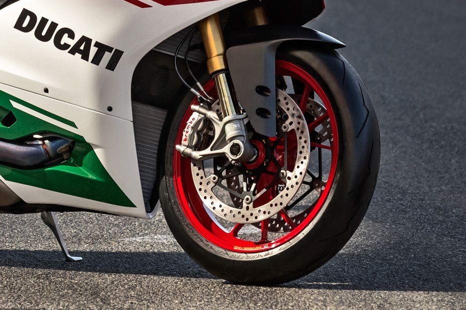 Front Tyre View of 1299 Panigale