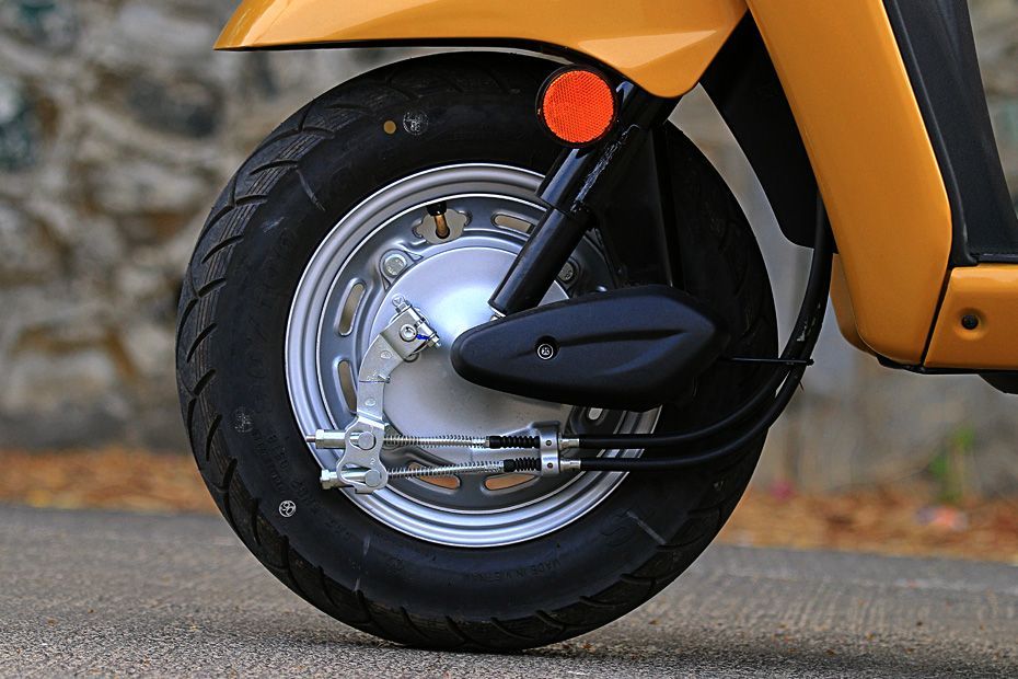 Front Tyre View of Activa 5G
