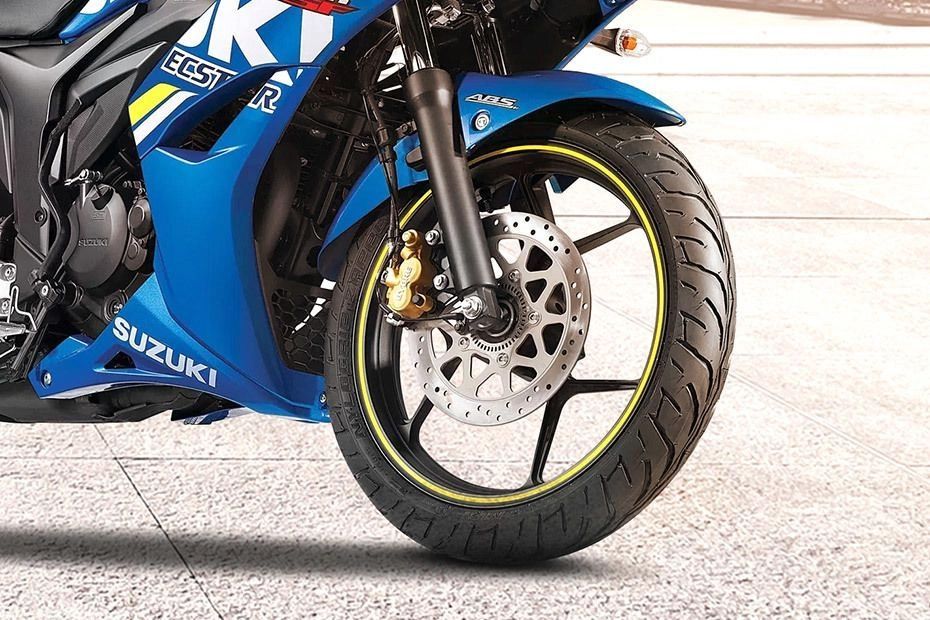 Front Tyre View of Gixxer SF