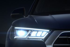 Headlamp Image of Q5