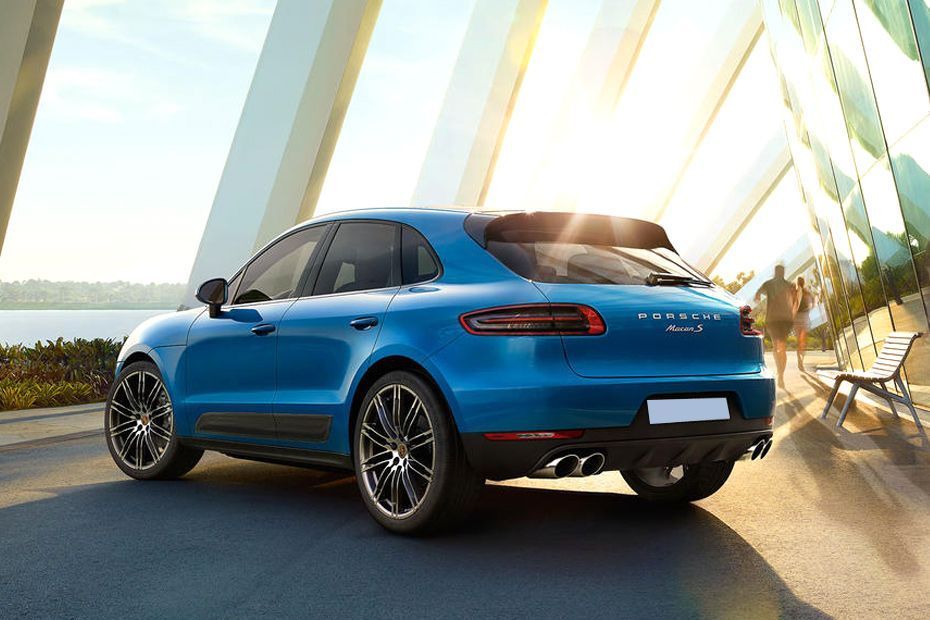 Rear 3/4 left Image of Macan