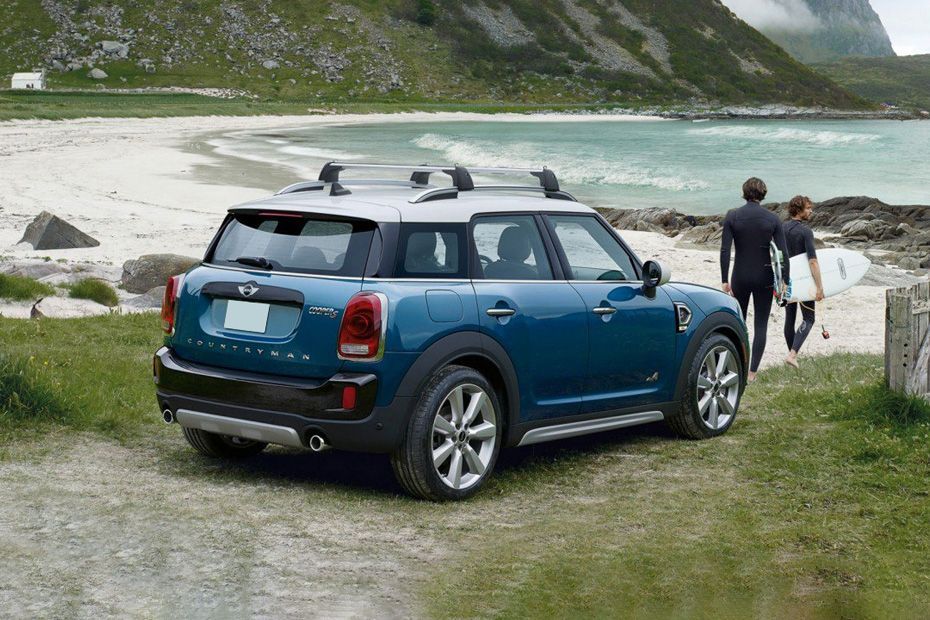 Rear 3/4 Right Image of Countryman