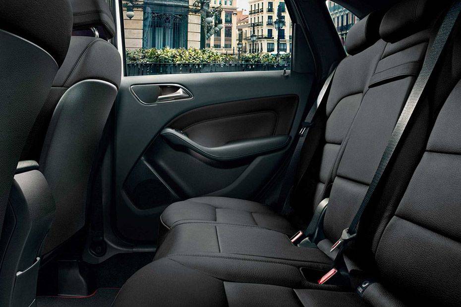 Mercedes-Benz B-Class Images, B-Class Interior & Exterior Photos, 360 ...