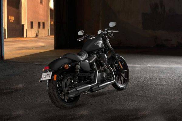 Harley Davidson Sportster 883 Iron РѕР±РѕРё