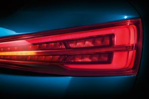 Tail lamp Image of Q3