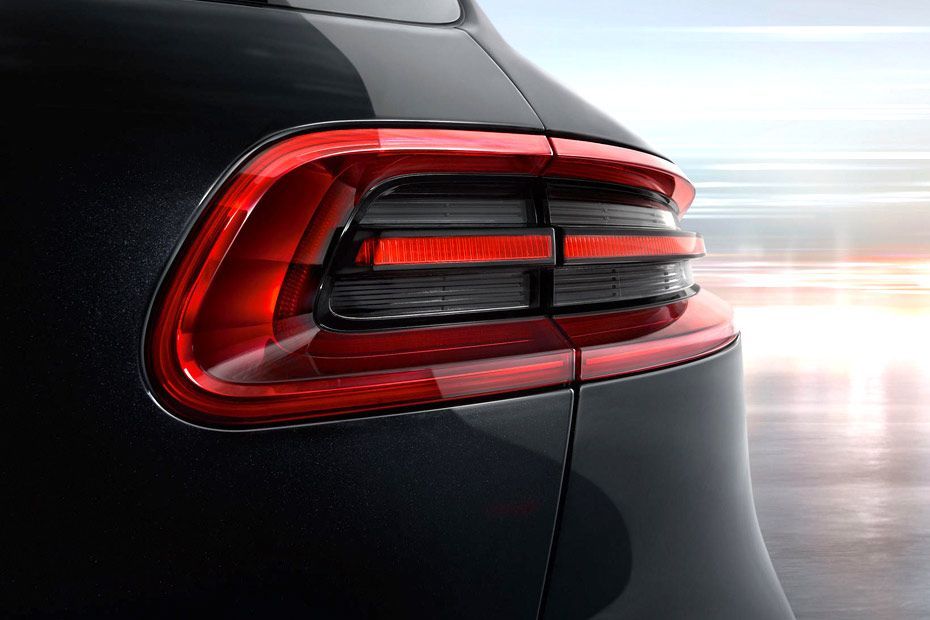 Tail lamp Image of Macan