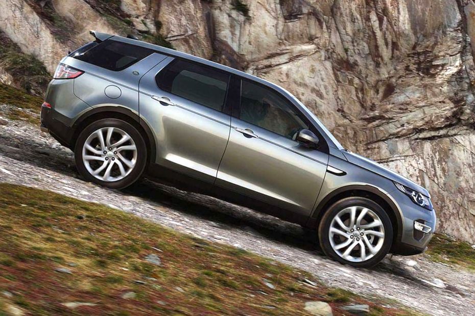 Wheel arch Image of Discovery Sport