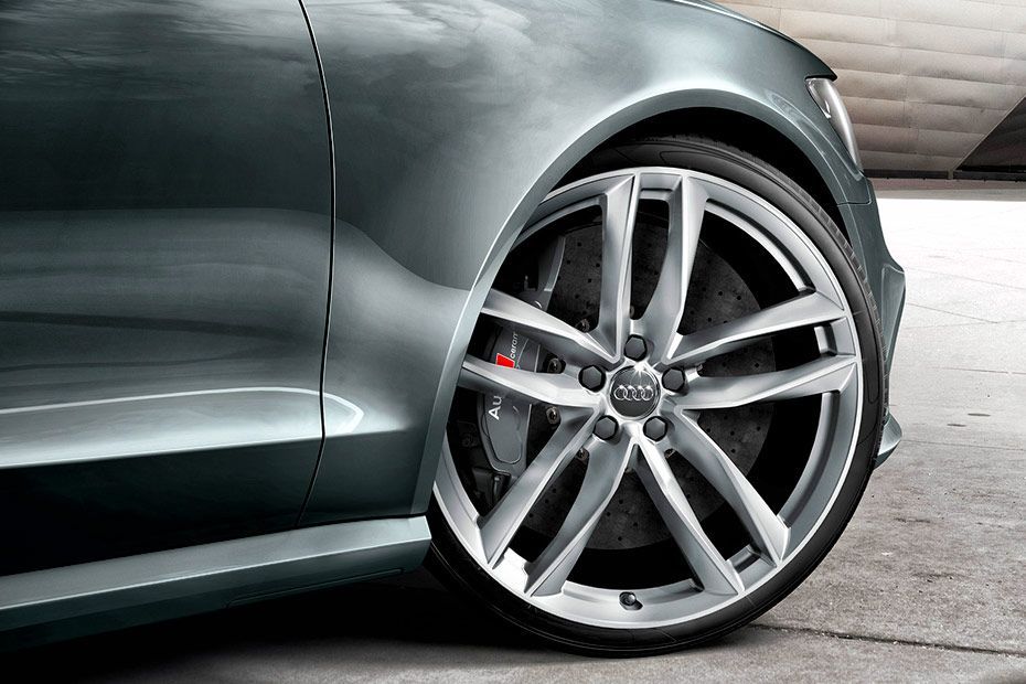 Wheel arch Image of RS6 Avant